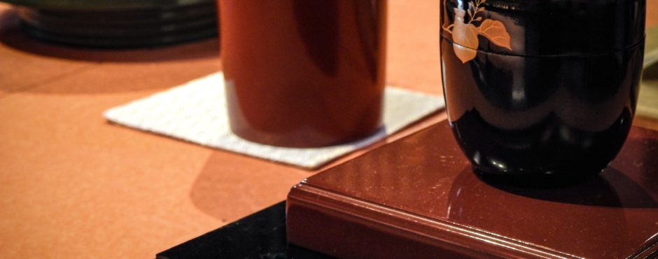 Kyoto private guided tour , Kintsugi is a restoration technique using lacquer